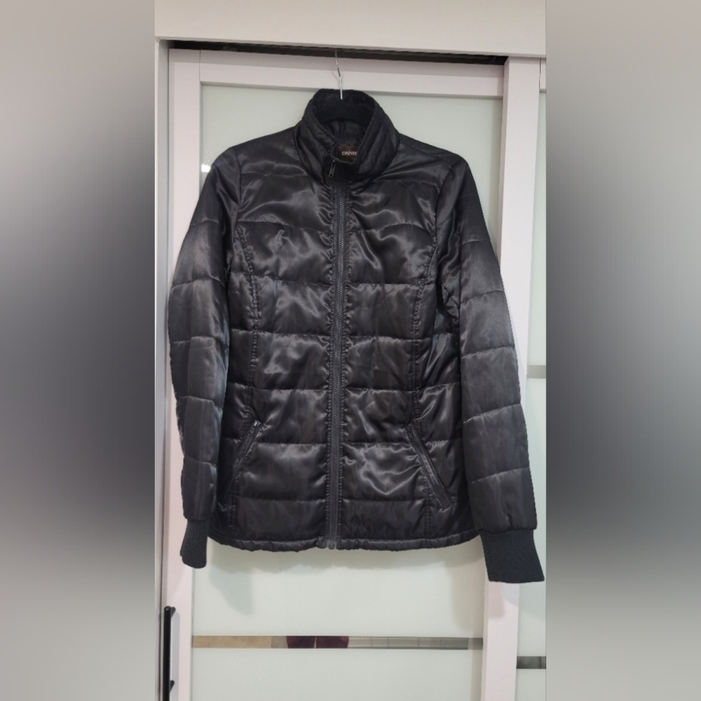 Danier Light Jacket - Picture 14 of 14